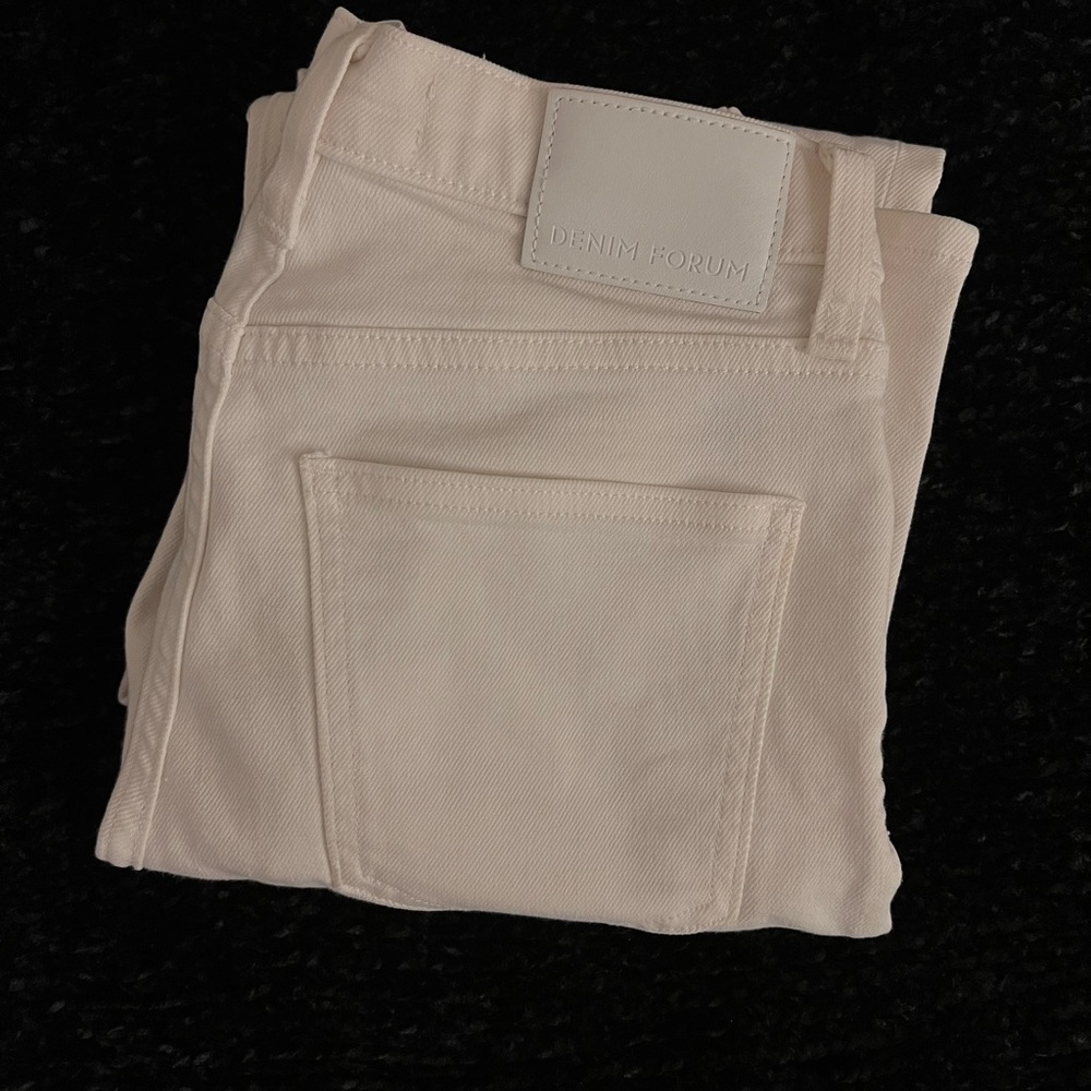 Denim Forum White Jeans - Size 24